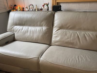 Power Reclining leather sofa w/adjustable lumbar