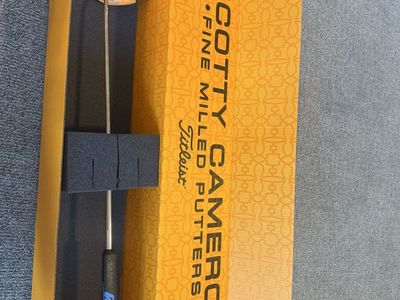 Scotty Cameron MOTO Phantom 11