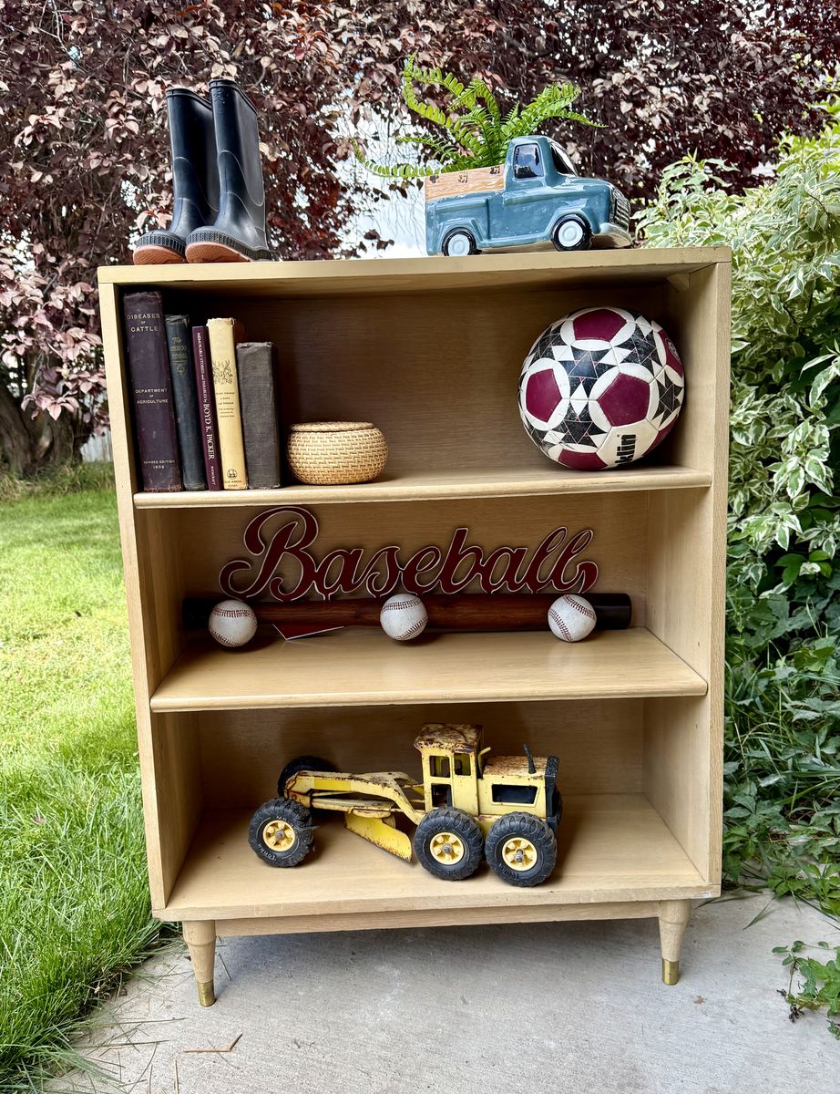 Bookcase 