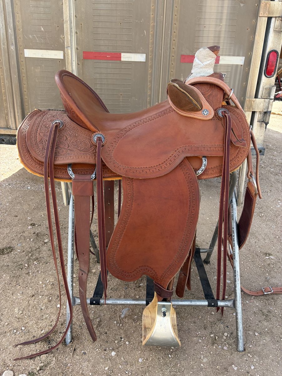 Wade Saddle