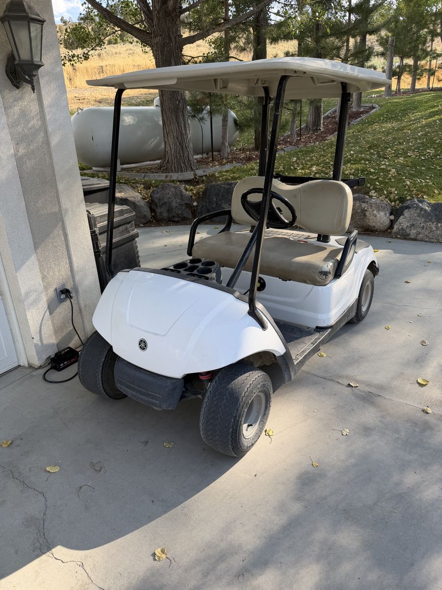 2009 Yamaha Golf Cart (Electric)