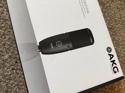 AKG P120 STUDIO MICROPHONE