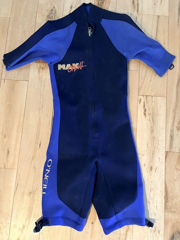 Short Wet Suit