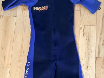 Short Wet Suit