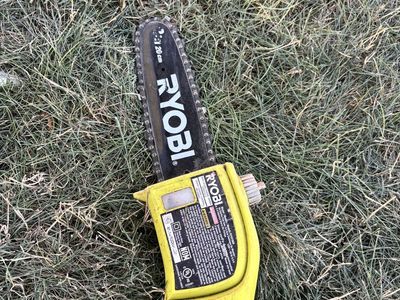 RYOBI extend a saw.
