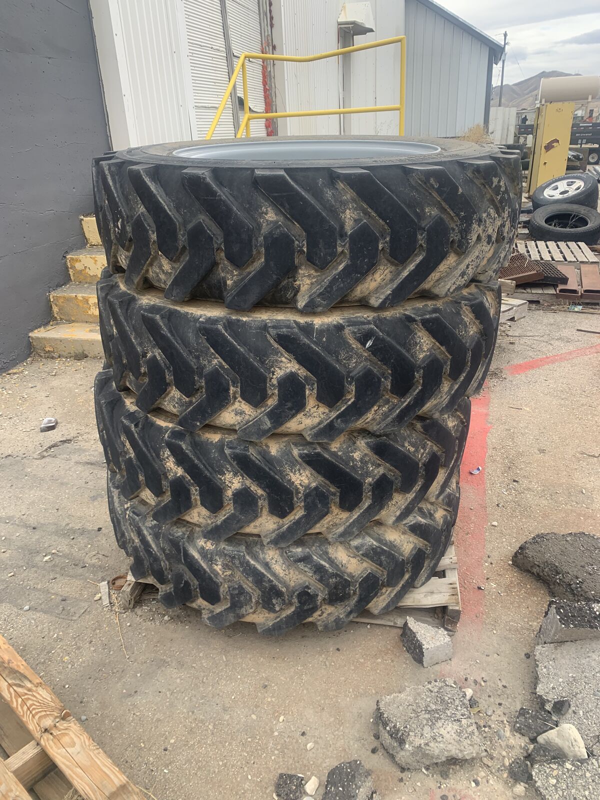 Foam Filled Forklift Tires