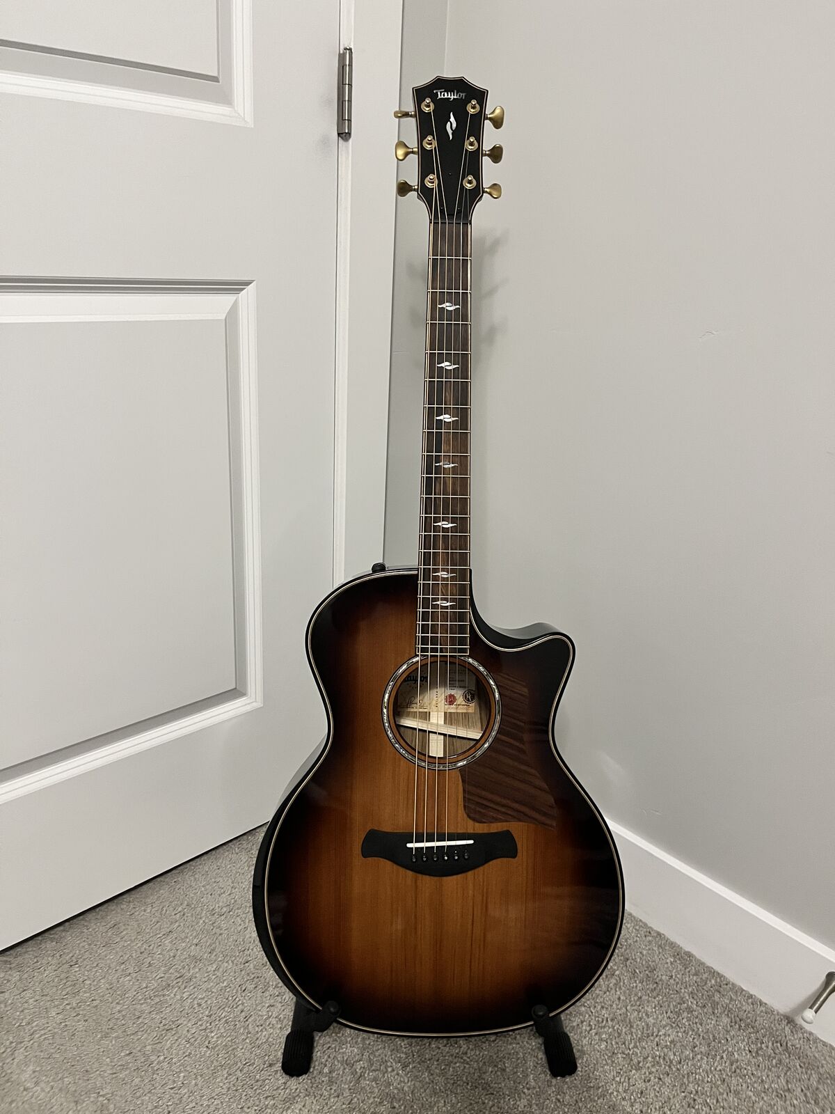 Taylor 814ce Sinker Redwood Builder’s Edition Guitar