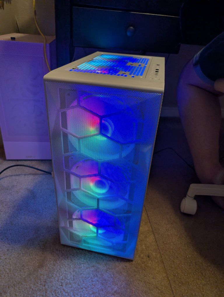 Custom Built Desktop PC Gaming Computer - RGB Fans