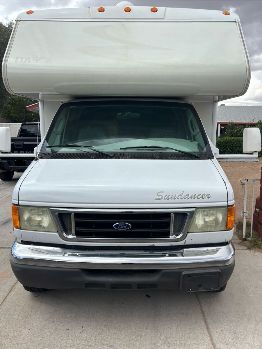 2005 Itasca sundancer 30ft motor home