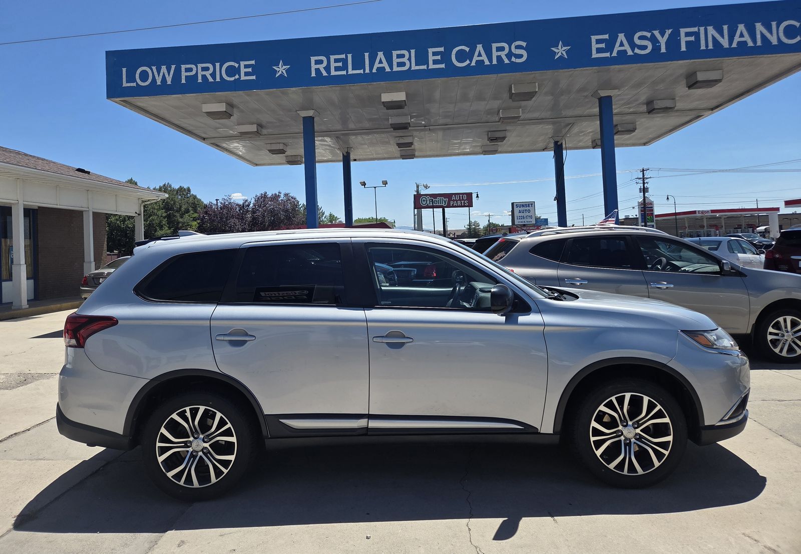 2017 Mitsubishi Outlander ES