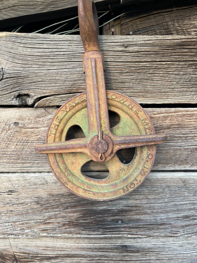 Yale & Towne MFG Co. 1 1/2 Ton Pulley Chain Block