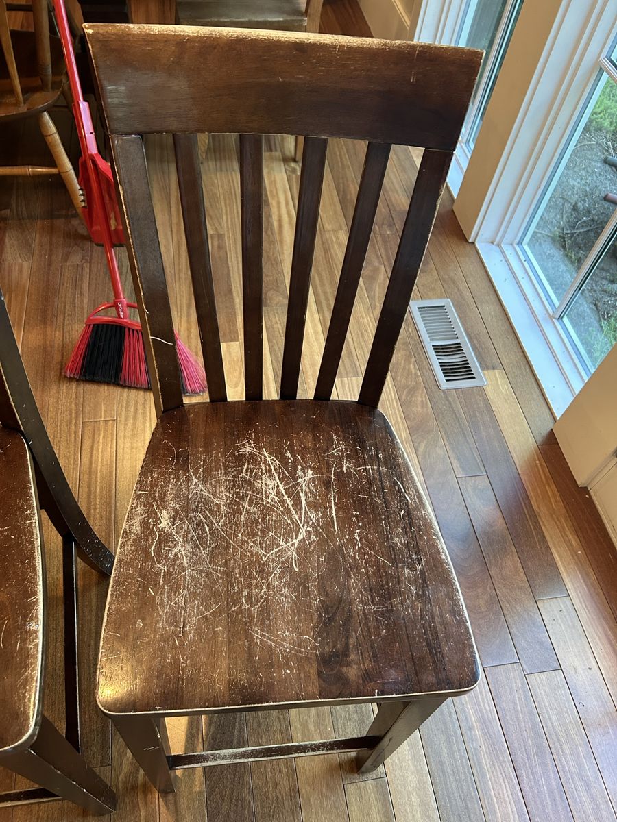 Main image 6