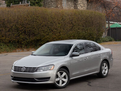 2013 VOLKSWAGEN PASSAT 2.0L TDI SE