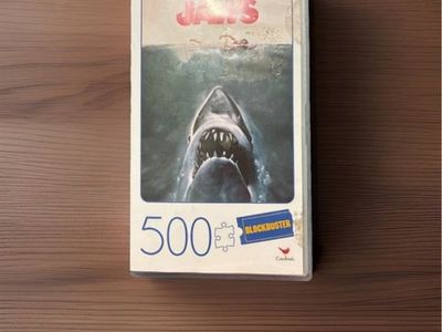 Jaws Blockbuster 500 Piece Jigsaw Puzzle - Vintage Movie Collectible