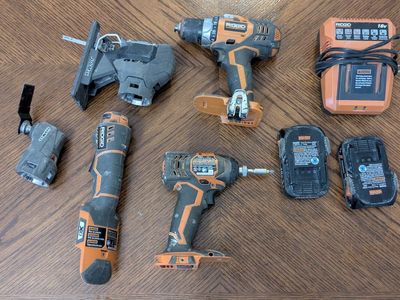 Ridgid power tools set and bag