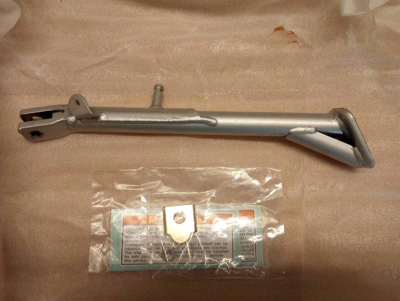 ***OEM Suzuki DR650 DR650S Lowering Side Kick Stand-used***