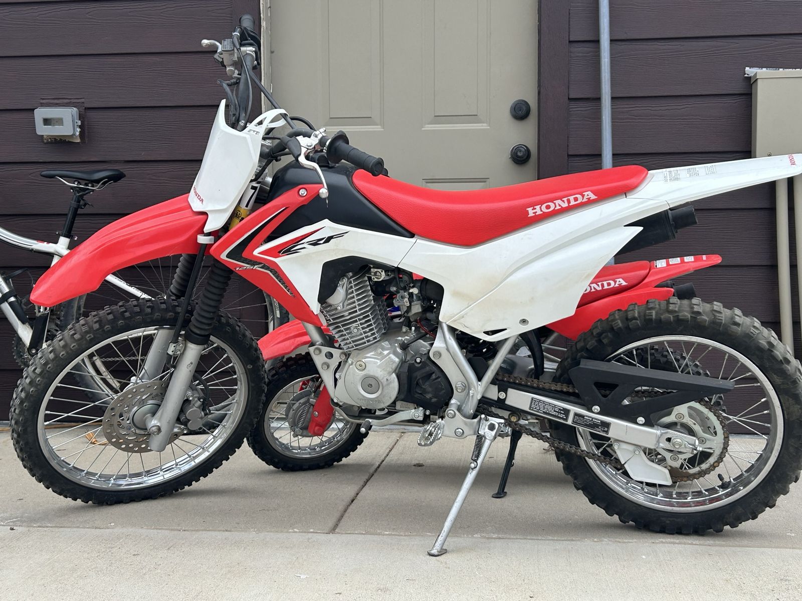 2016 Honda CRF125 big wheel