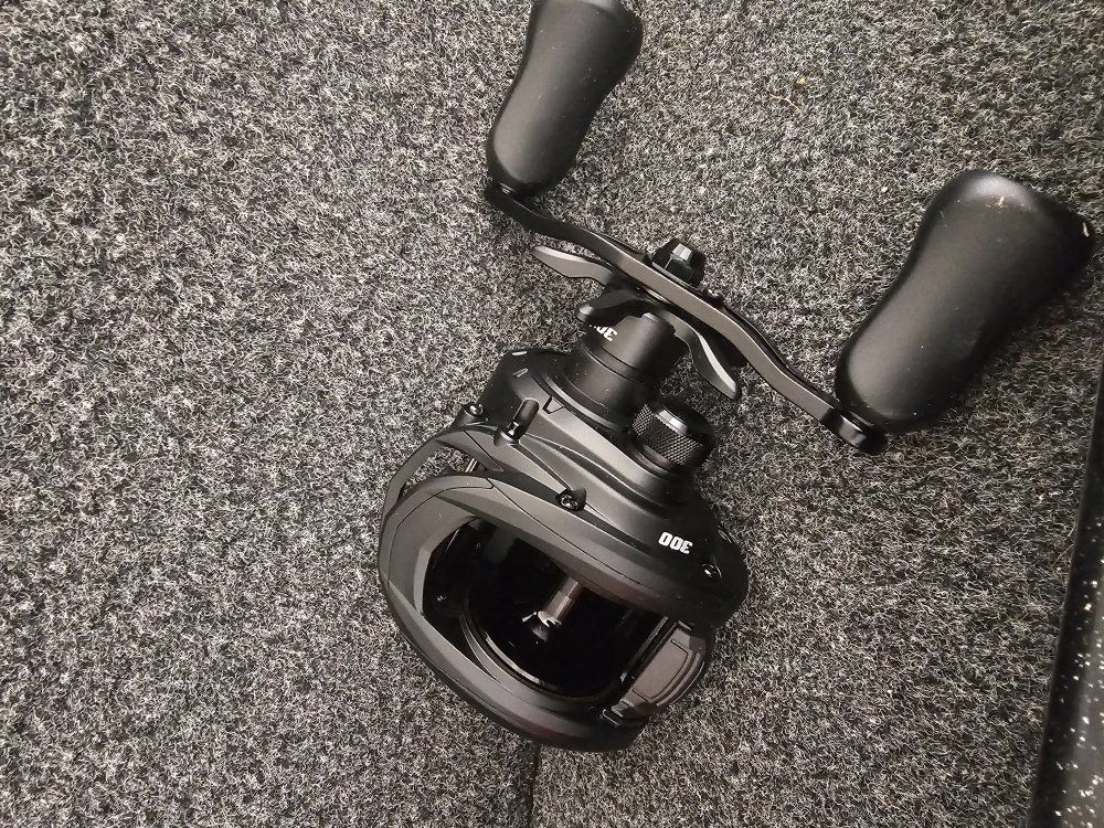 Abu Garcia max300 baitcast fishing reel