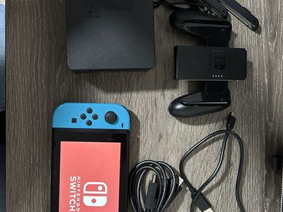 Nintendo Switch Console -Excellent Condition- Make an Offer!