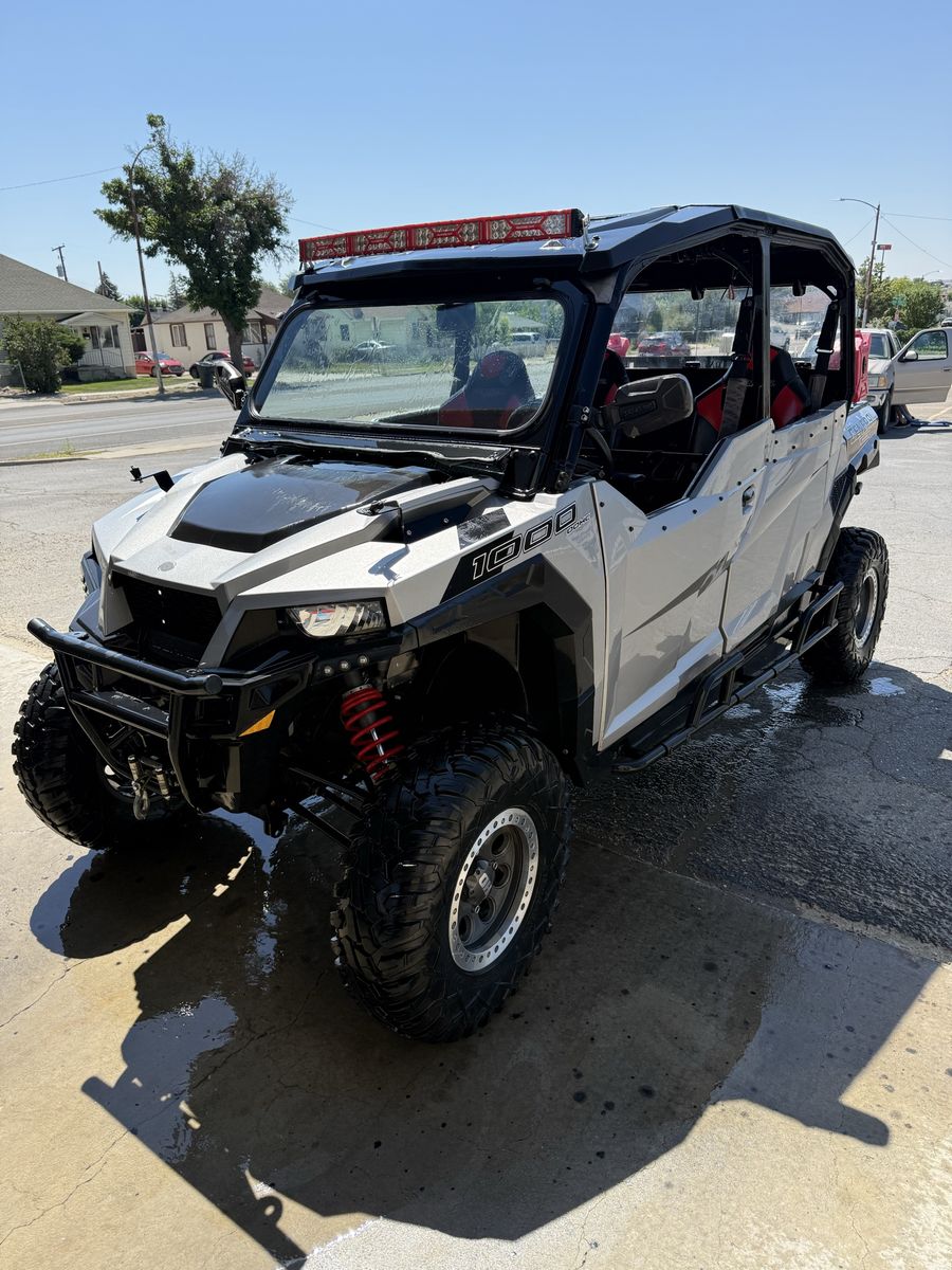 2017 Polaris General