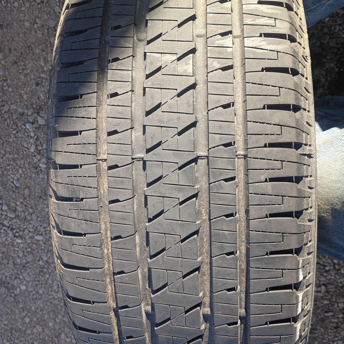 4 255/55R18 Bridgestone Dueler H/T Alenza plus 99%