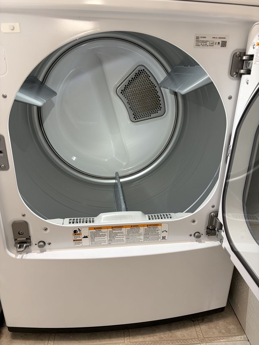 Main image 6