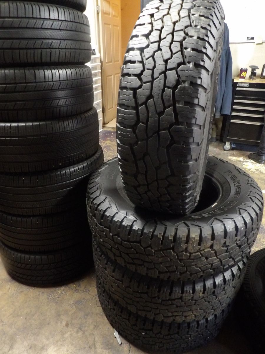 265/70R17 NOKIAN TYRES OUTPOAT AT SET OF USED TIRES