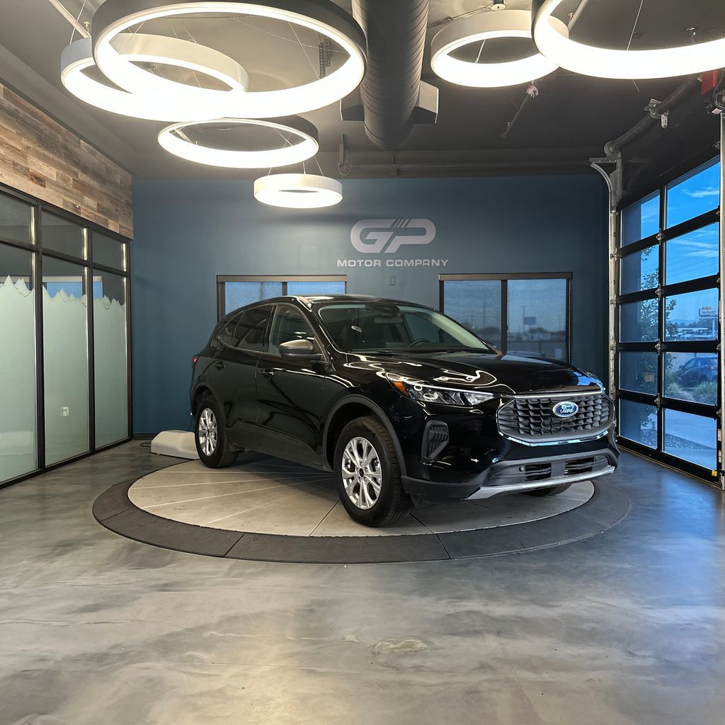 2025 Ford Escape Active — rebuilt & branded title, 26% below market