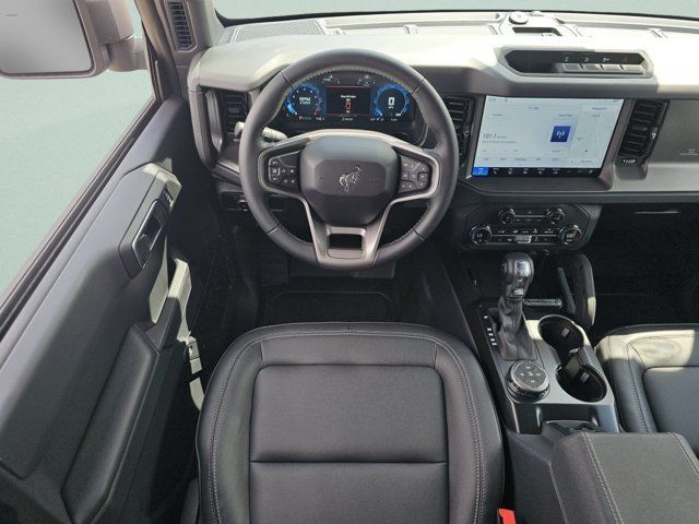 Main image 4