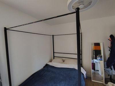 Queen size Metal Canopy Bed Frame