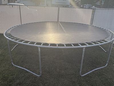 14 ft Trampoline