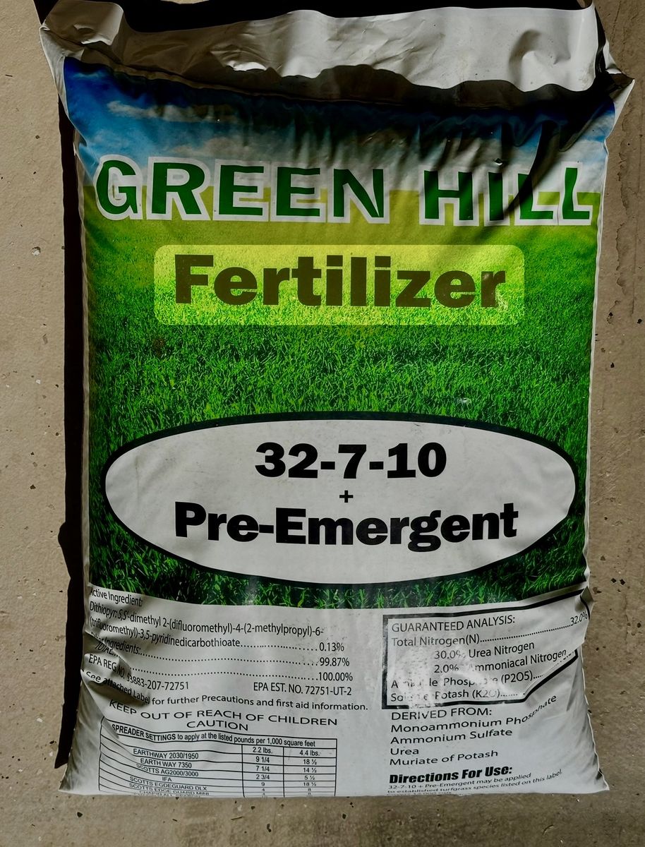 Pre-emergent fertilizer
