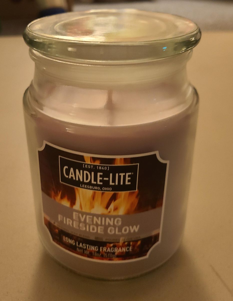 Candel-Lite 18 oz candle Evening Fireside Glow