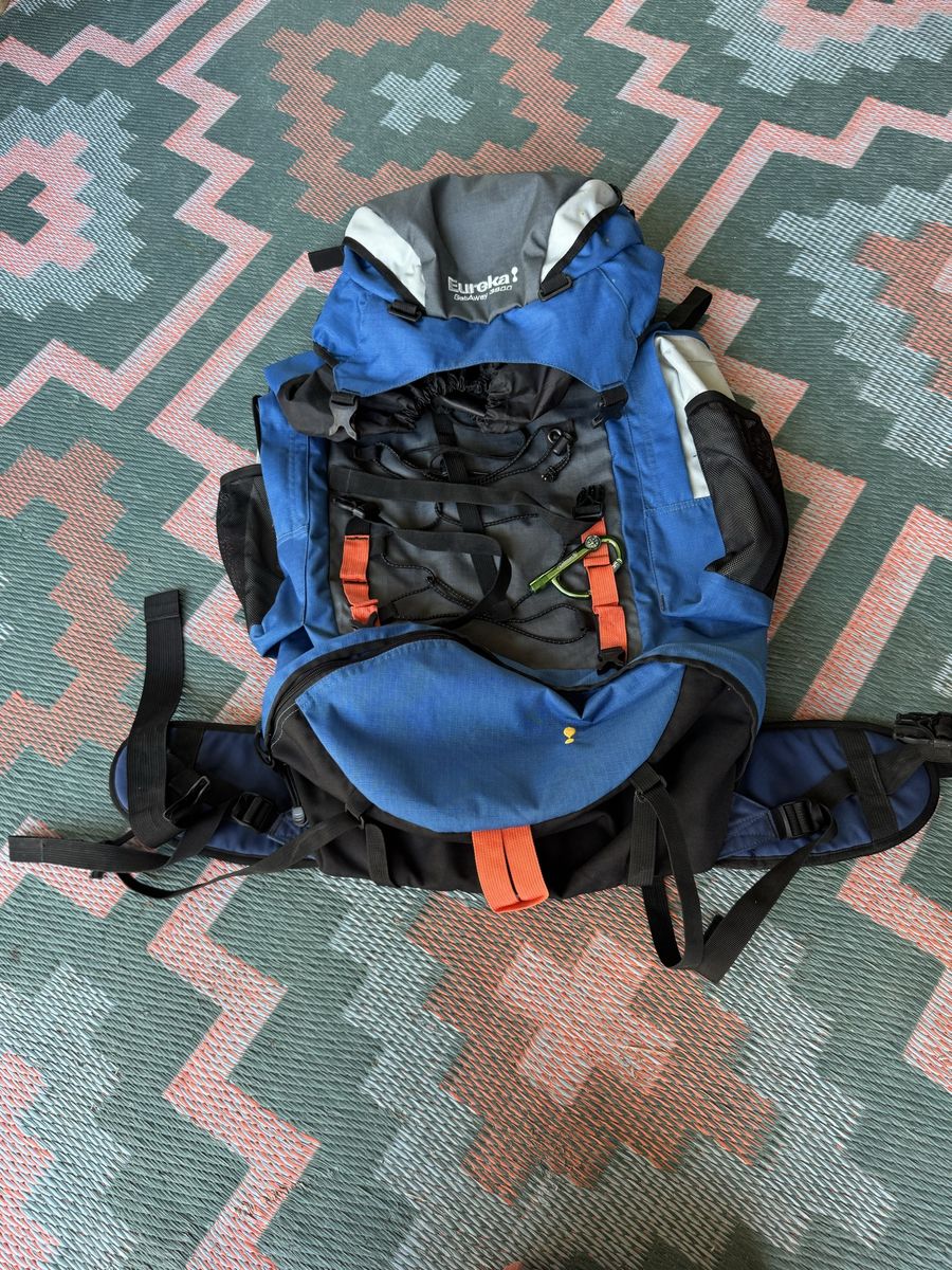 Eureka! GetAway 3900 Hiking Backpack Blue/Gray Outdoor Camping Daypack with Extras