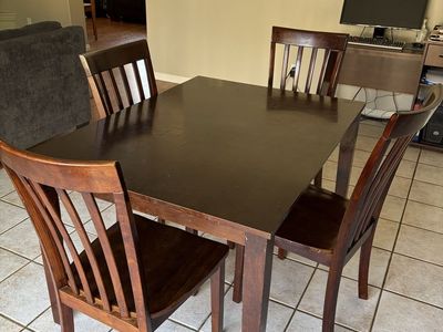 Dining Table with 4 Chairs - Kitchen/Dining Set