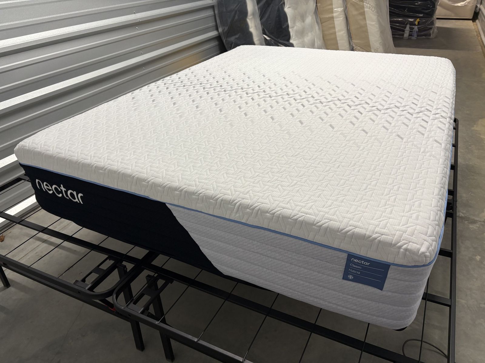 King Mattress, Nectar Premier, Hybrid, Excellent Condition, Like New