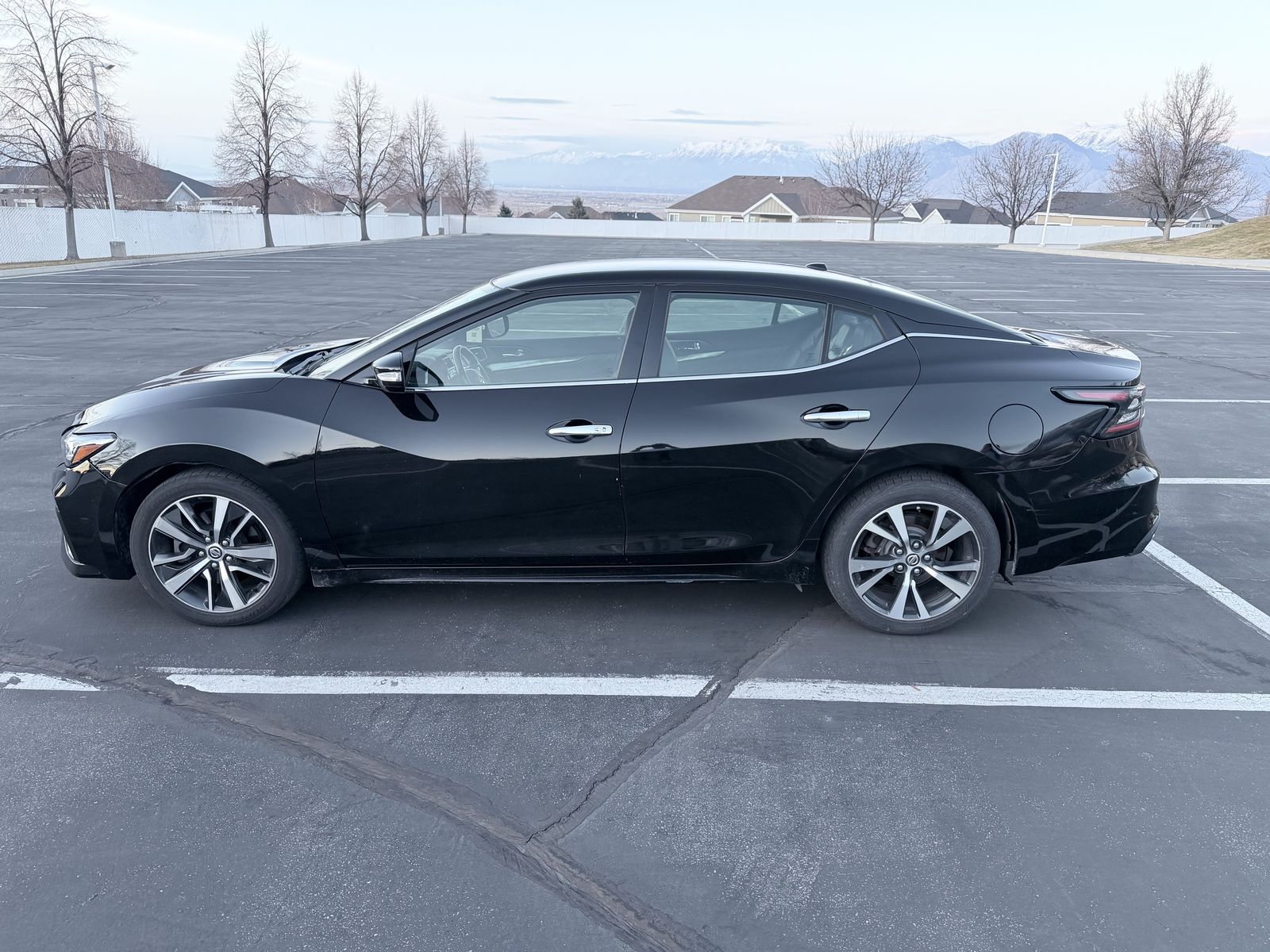 2019 NISSAN MAXIMA SV