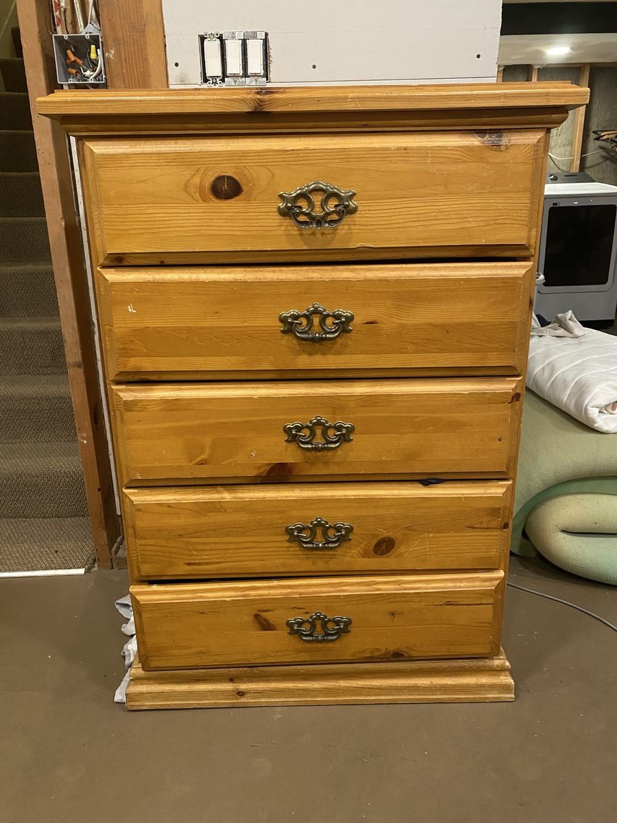 5 drawer solid wood dresser