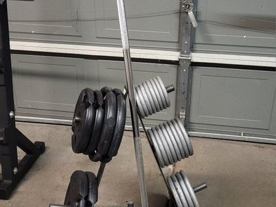 weights 149 pounds