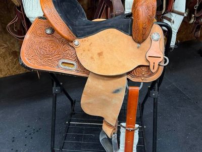 15" High Horse by Circle Y - Barrel saddle