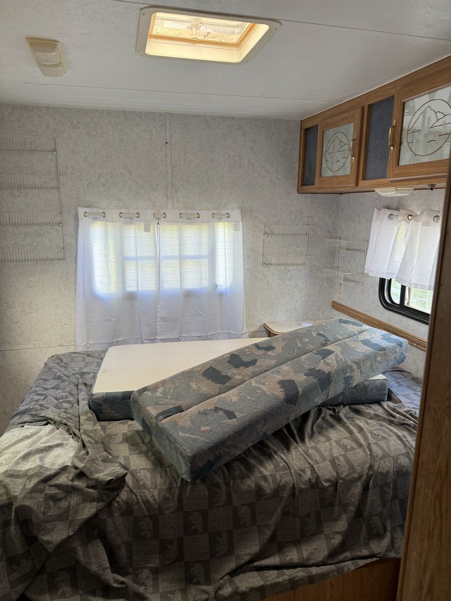 Main image 11