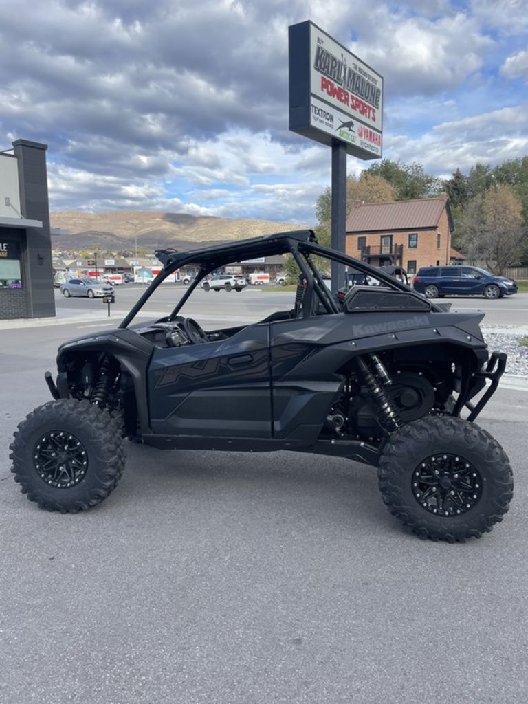 2025 Kawasaki Teryx KRX® 1000 Blackout Edition