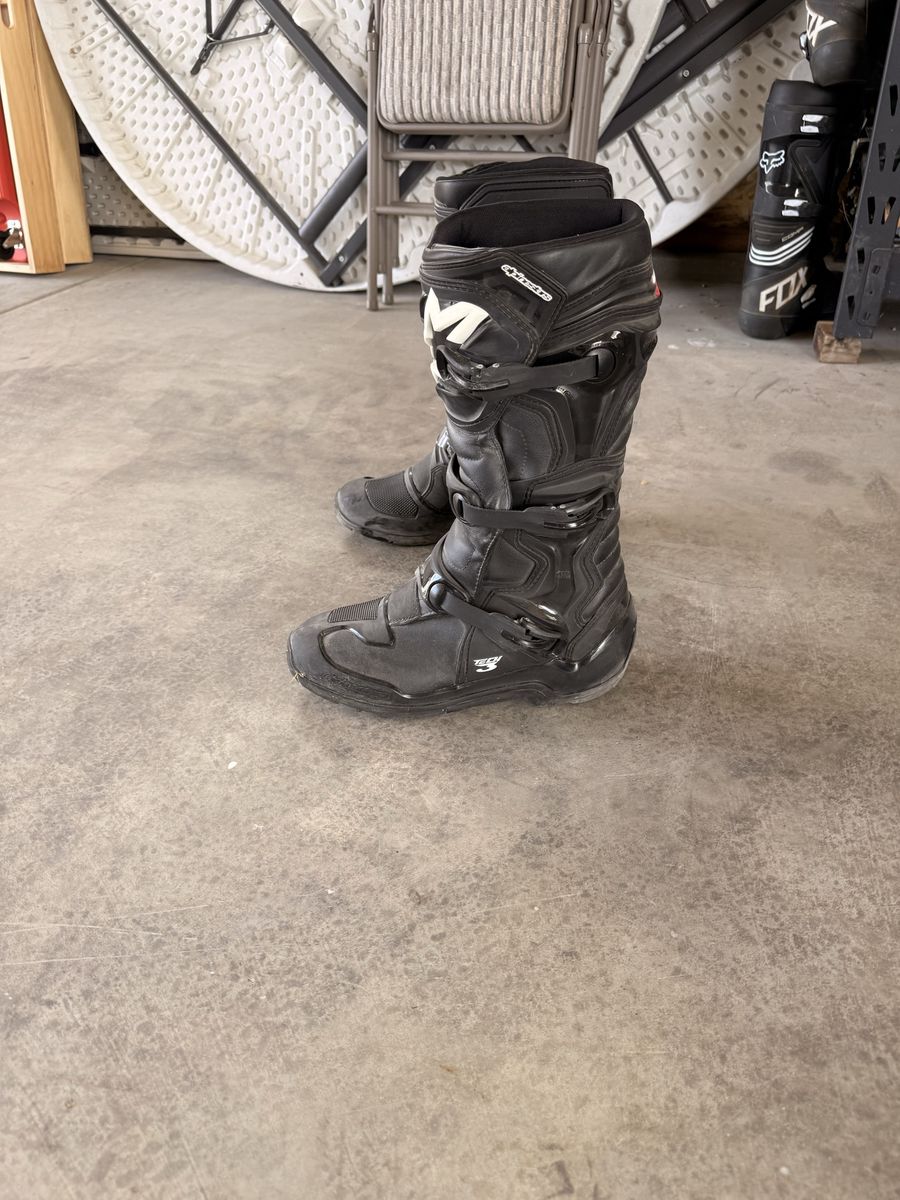 Main image 6