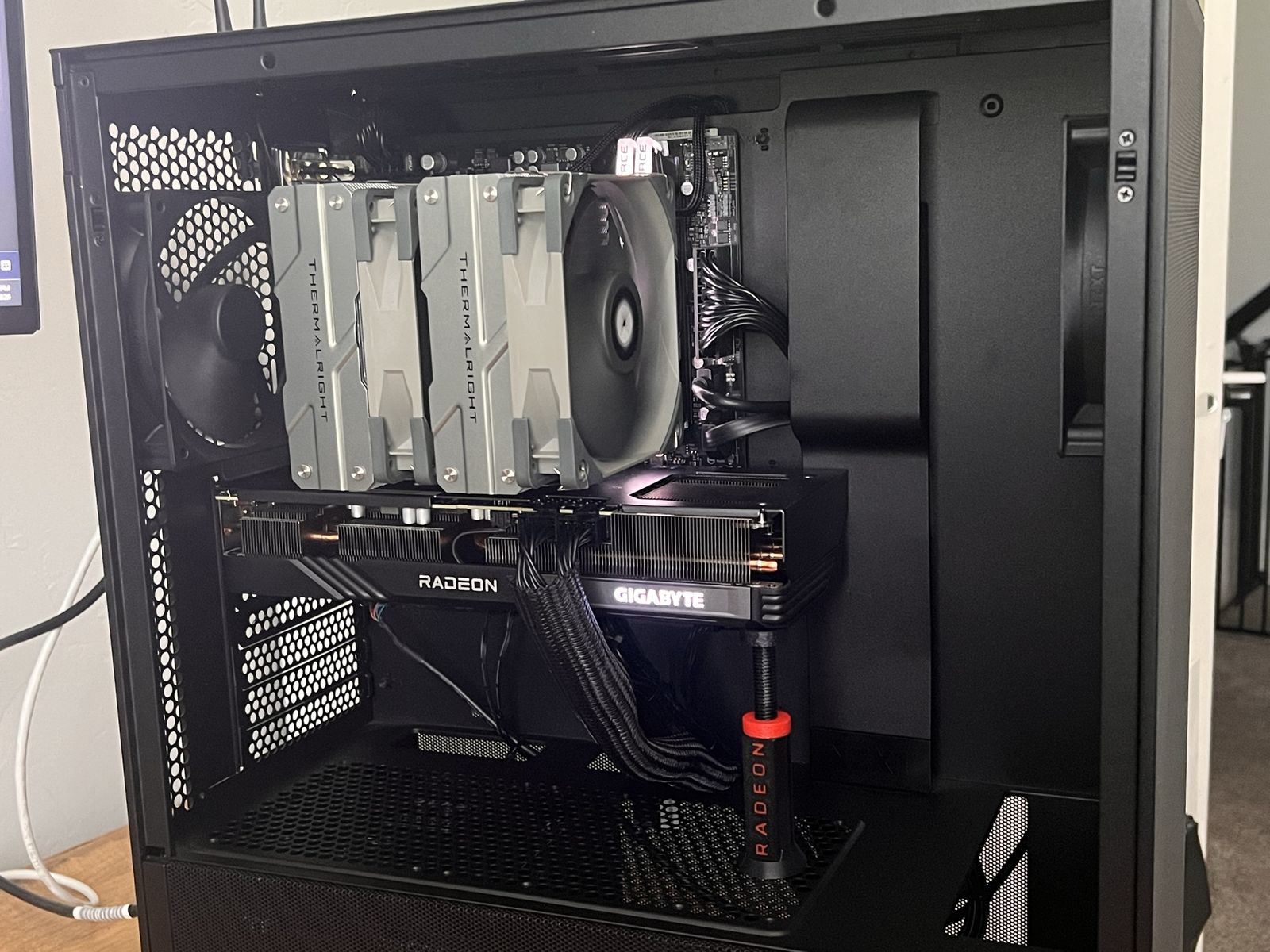 AM5 PC: 16GB RX 7600 XT / Ryzen 7600X / 16GB DDR5 / 1TB