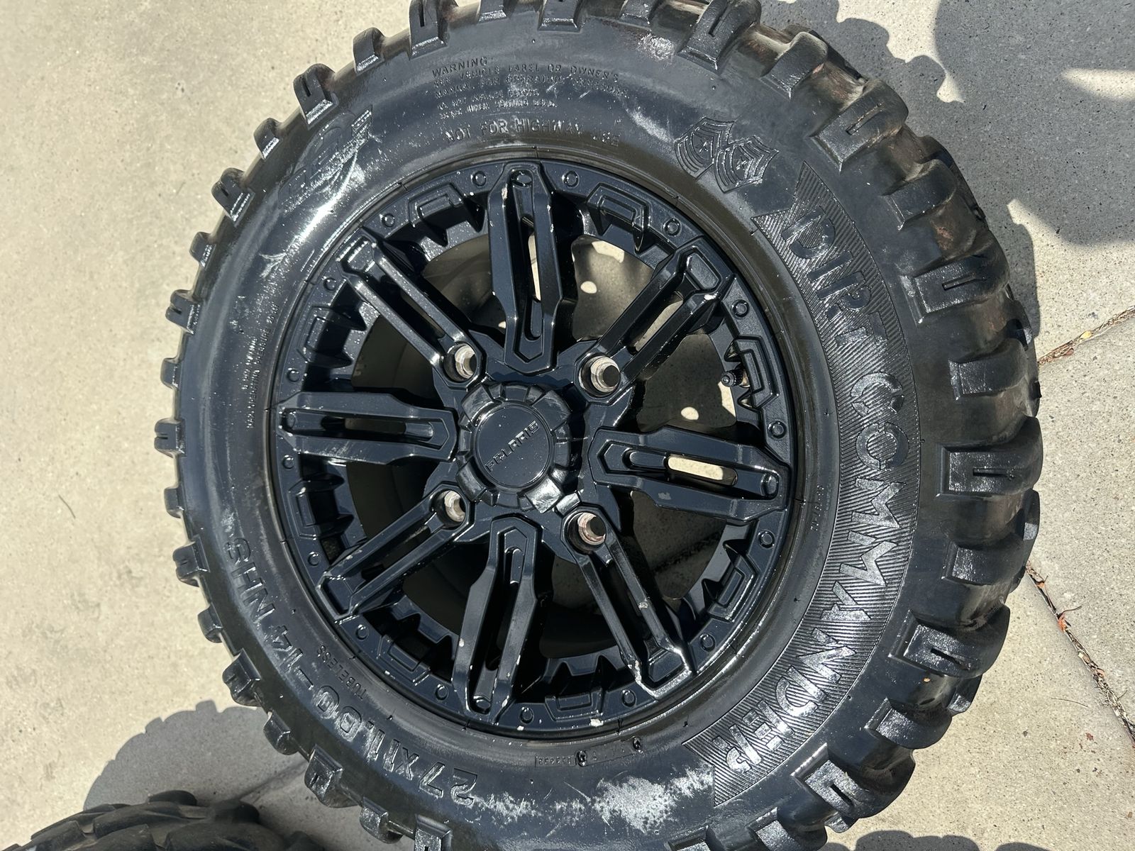 Polaris 27x11x14
