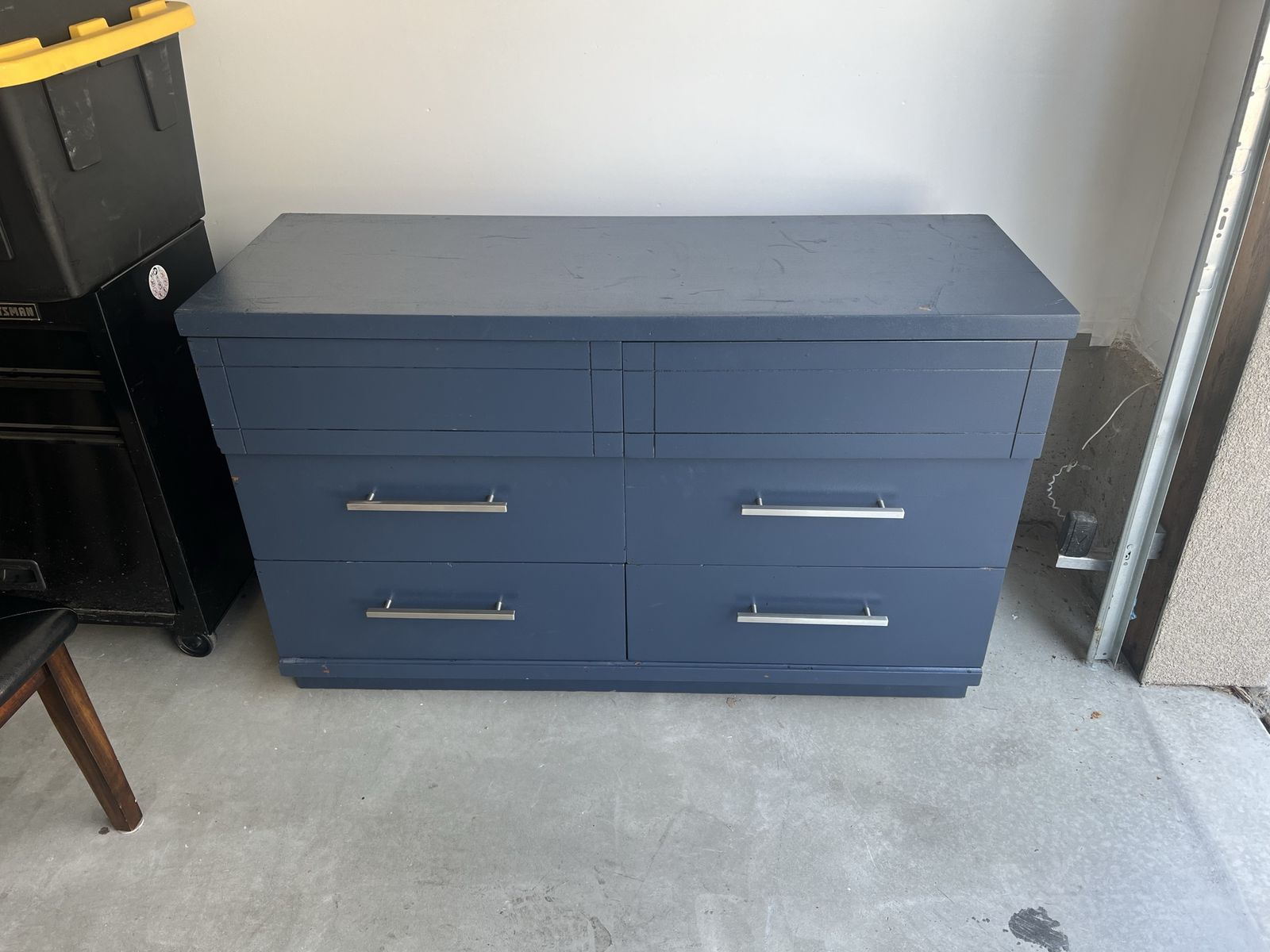 Navy Blue Dresser with 6 Drawers and Silver Handles - Modern Style