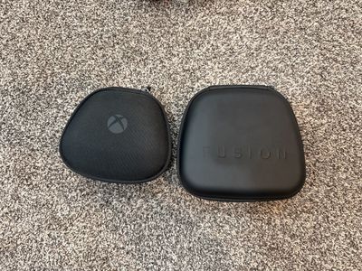 Xbox series S Controllers And Headset