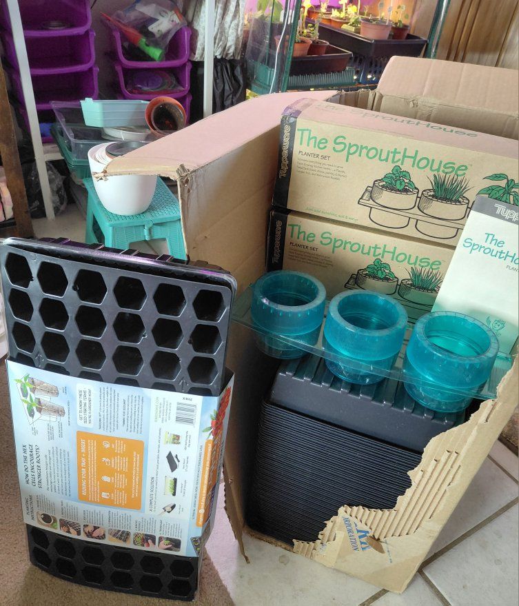 New Gardening Supplies Trays Planters Seed Cells