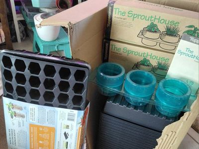 New Gardening Supplies Trays Planters Seed Cells