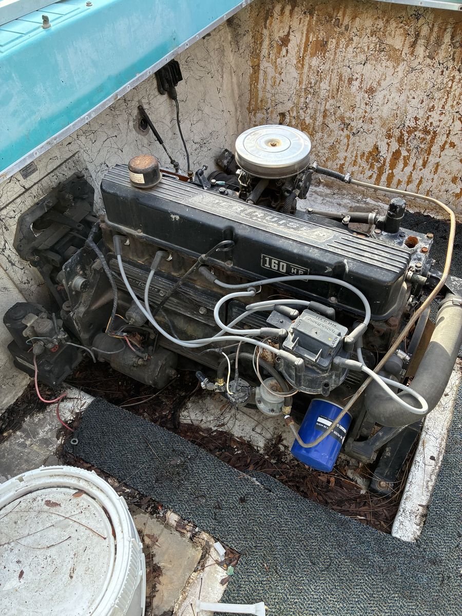 '60's-70's Mercruiser Strait Six Motor